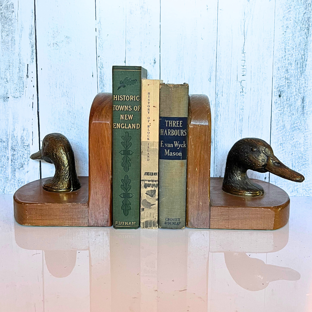 1938 book: Three Harbours