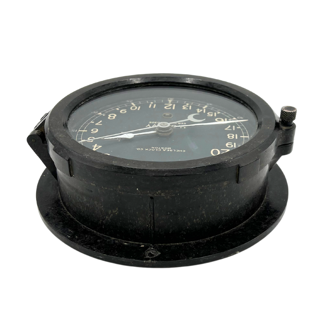 Chelsea US Navy WWII Bakelite ship clock