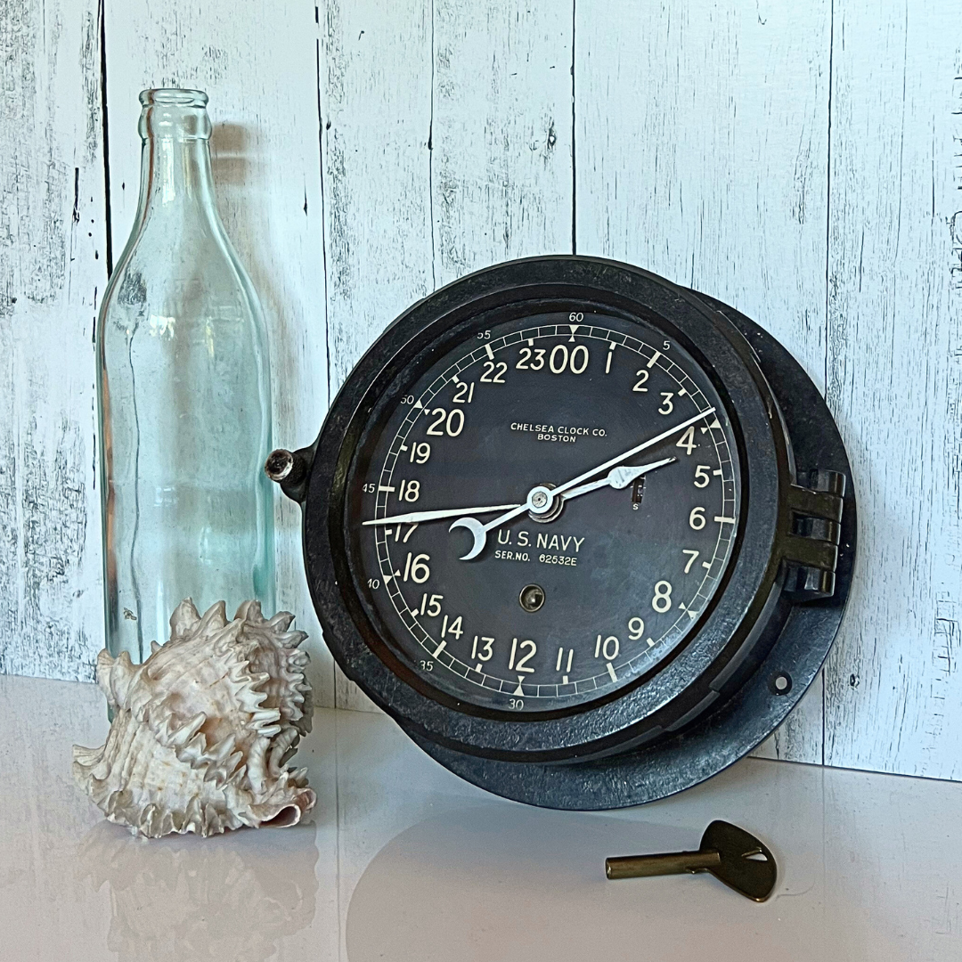 Chelsea US Navy WWII Bakelite ship clock