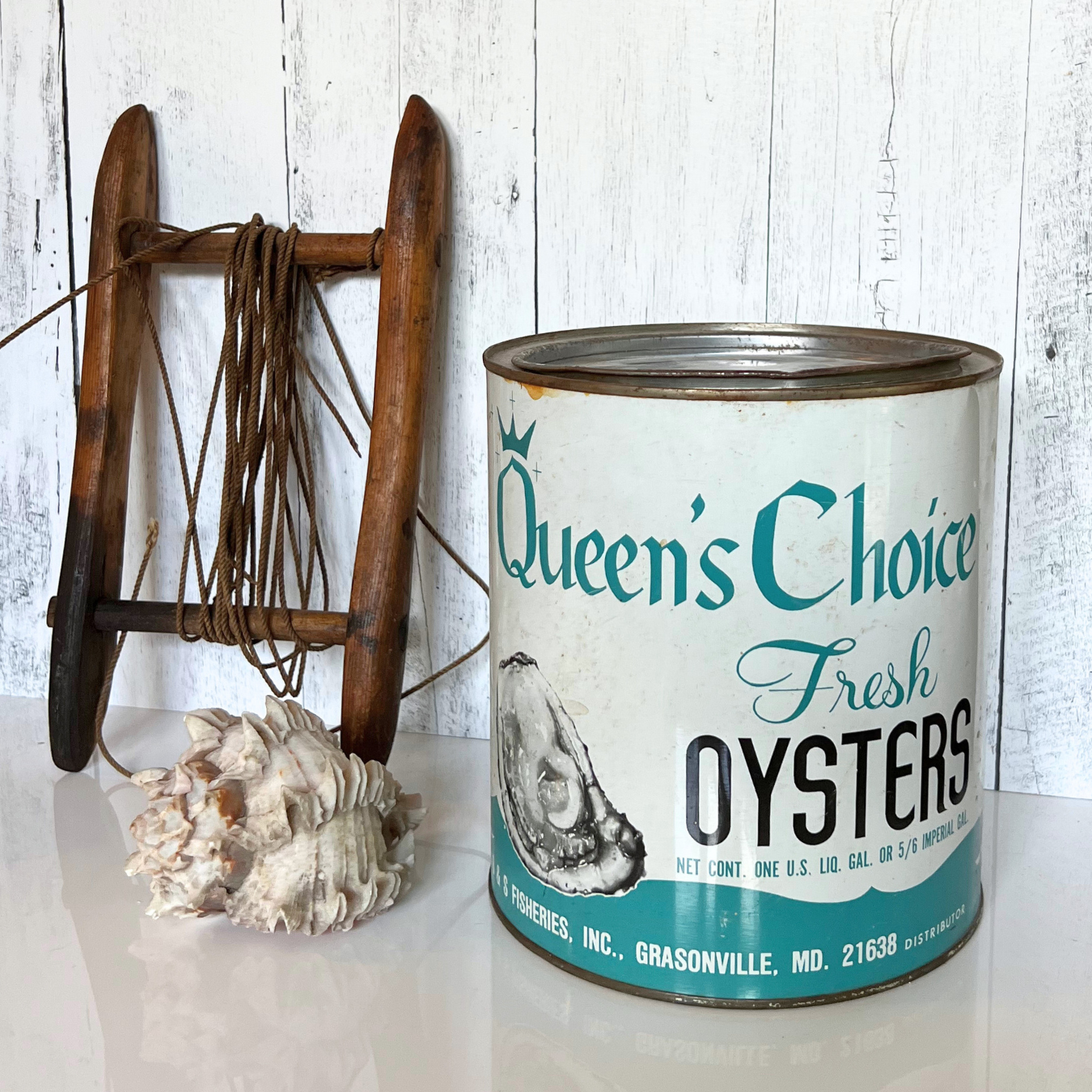 vintage Queen's Choice oyster can